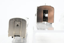 Load image into Gallery viewer, HO Brass Soho SP - Southern Pacific 134’ Articulated Coach Corrugated Side
