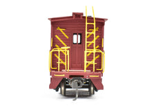 Load image into Gallery viewer, HO Brass Balboa WP - Western Pacific Outside Braced Bay Window Caboose
