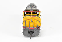 Load image into Gallery viewer, HO Brass Key Imports UP - Union Pacific DDA 40X FP No. 6925-6946 2nd Order F
