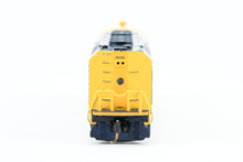 Load image into Gallery viewer, N Athearn 22421 ATSF - Santa Fe EMD FP45 No. 5992
