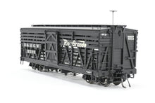 Load image into Gallery viewer, HOn3 Blackstone Models D&amp;RGW - Denver &amp; Rio Grande Western 30' Stock Car Flying Grande No. 5586
