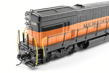 Load image into Gallery viewer, HO Brass Oriental Limited MILW - Milwaukee Road GE U-23B 2300 HP Low Hood With FB-2 Trucks CP #4800
