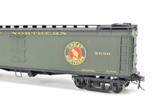 Load image into Gallery viewer, O Brass Oriental Limited GN - Great Northern Wood Express Reefer #2090 CP
