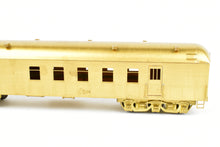 Load image into Gallery viewer, HO Brass S. Soho &amp; Co. SP - Southern Pacific 62&#39; Harriman Railway Post Office Car
