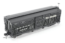 Load image into Gallery viewer, HOn3 Blackstone Models D&amp;RGW - Denver &amp; Rio Grande Western 30' Stock Car Flying Grande No. 5586
