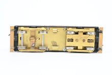 Load image into Gallery viewer, HO Brass Soho CNS&amp;M - North Shore Line #450 Steeple Cab Electric CP Private Road
