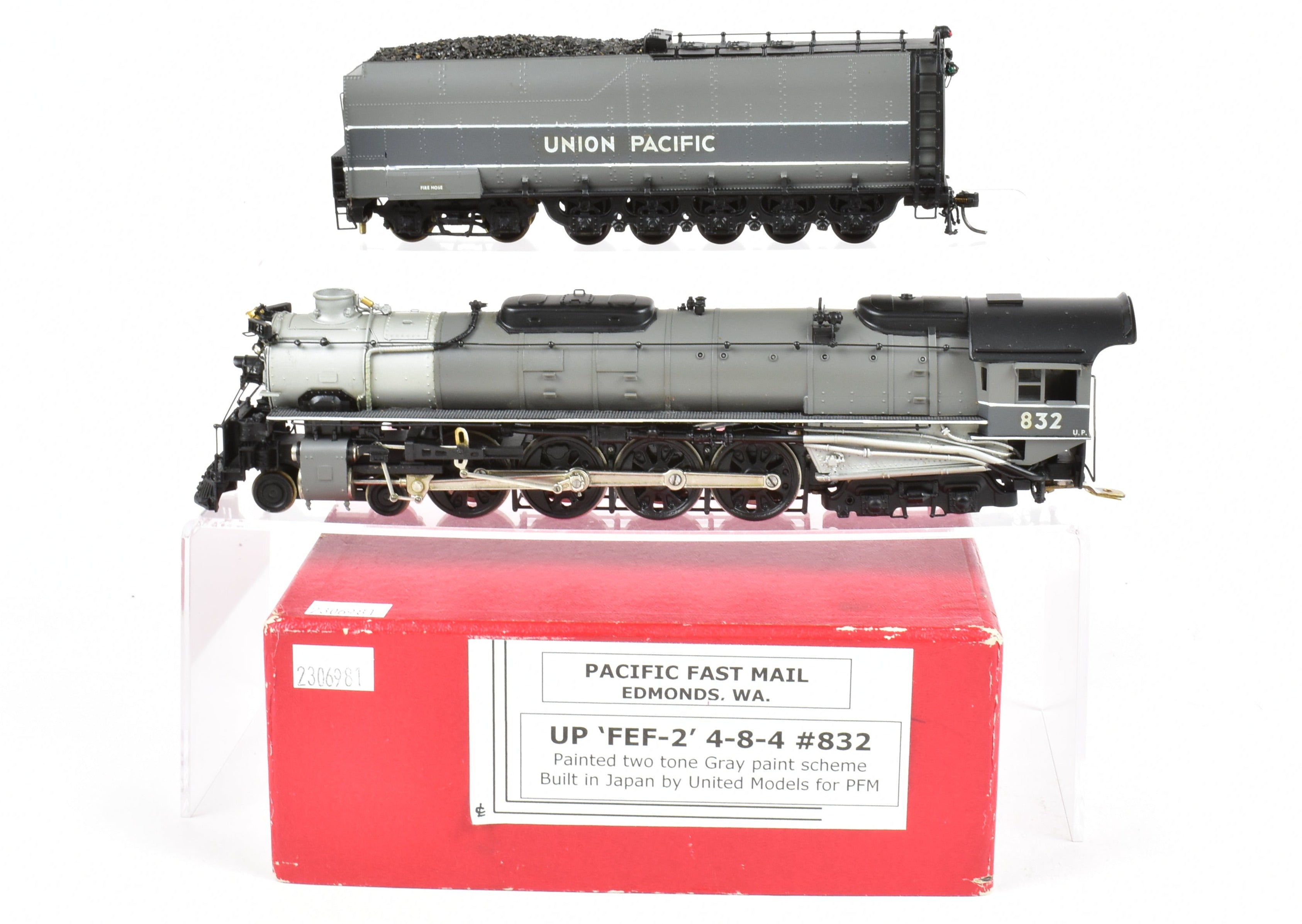 カツミ Union Pacific FEF-2 4-8-4 Broadway Limited Imports HO 4-8-4 FEF-2 Locomotive, Black