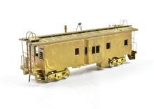 Load image into Gallery viewer, HO Brass Balboa SP - Southern Pacific Bay Window Caboose
