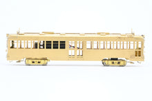 Load image into Gallery viewer, HO Brass Oriental Limited PE - Pacific Electric "Hollywood" Car #600-649 Powered
