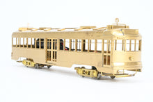 Load image into Gallery viewer, HO Brass Oriental Limited PE - Pacific Electric "Hollywood" Car #600-649 Powered
