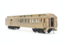 Load image into Gallery viewer, HO Brass Suydam AT&amp;SF - Santa Fe Heavyweight Combination 5-Window Baggage Coach Central Valley Trucks

