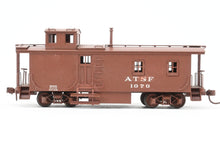 Load image into Gallery viewer, HO Brass Trains Inc. AT&amp;SF - Santa Fe Side-Door Caboose Custom Painted No. 1070

