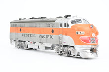 Load image into Gallery viewer, HO Athearn Genesis WP - Western Pacific EMD FP7 Freight FP #915-A Primed for Grime Series
