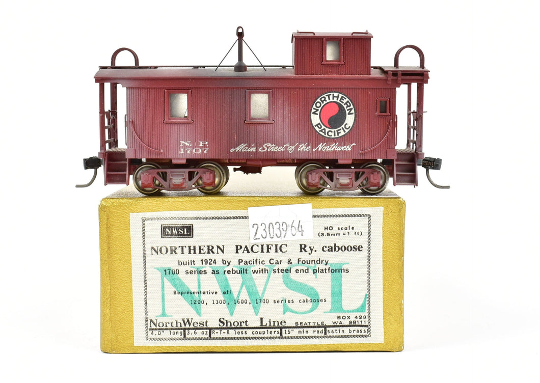 HO Brass NWSL - Northwest Short Line NP - Northern Pacific Wood Caboose painted 