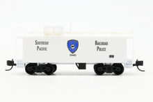 Load image into Gallery viewer, N Micro-Trains Line SP - Southern Pacific Police Caboose 2-Pack
