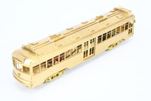 Load image into Gallery viewer, HO Brass Oriental Limited PE - Pacific Electric "Hollywood" Car #600-649 Powered
