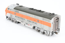 Load image into Gallery viewer, HO Athearn Genesis WP - Western Pacific EMD FP7 Freight FP #915-A Primed for Grime Series
