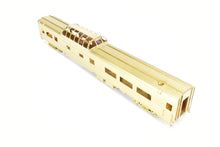 Load image into Gallery viewer, HO Brass Oriental Limited GN - Great Northern Empire Builder Dome Coach 1320
