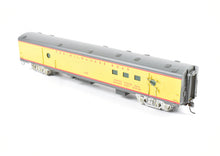 Load image into Gallery viewer, HO Brass Soho MILW - Milwaukee Road #1208 Baggage-RPO Custom Painted
