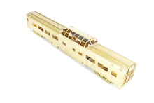 Load image into Gallery viewer, HO Brass Oriental Limited GN - Great Northern Empire Builder Dome Coach 1320
