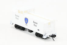Load image into Gallery viewer, N Micro-Trains Line SP - Southern Pacific Police Caboose 2-Pack
