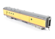 Load image into Gallery viewer, HO Brass Soho MILW - Milwaukee Road #1208 Baggage-RPO Custom Painted
