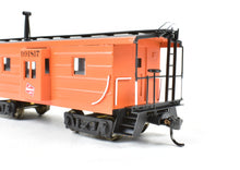 Load image into Gallery viewer, HO Brass NPP - Nickel Plate Products MILW - Milwaukee Road Bay Window Caboose Pro-Painted No. 991817
