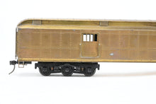 Load image into Gallery viewer, HO Brass Suydam AT&amp;SF - Santa Fe Heavyweight Combination 5-Window Baggage Coach Central Valley Trucks
