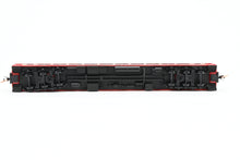 Load image into Gallery viewer, N Micro-Trains Line Various Roads Royal American Shows Trains Set 5-Pack
