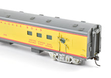 Load image into Gallery viewer, HO Brass Soho MILW - Milwaukee Road #1208 Baggage-RPO Custom Painted
