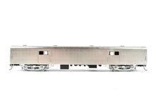 Load image into Gallery viewer, HO Brass Soho ATSF - Santa Fe 3660 Baggage Car Un-skirted
