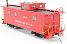Load image into Gallery viewer, HO East Coast Railroads Aberdeen &amp; Rockfish Wood 36’ Caboose REBOXX
