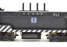 Load image into Gallery viewer, HO Brass Hallmark Models ATSF - Santa Fe Baldwin VO-1000 Diesel Switcher 1939 Version CP
