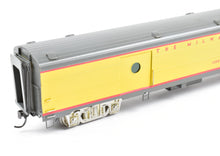 Load image into Gallery viewer, HO Brass Soho MILW - Milwaukee Road #1208 Baggage-RPO Custom Painted
