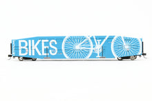Load image into Gallery viewer, N Athearn Metrolink Bombardier Coach 3-Pack Special Edition "Bikes" and "Stay Alert Stay Alive" Cars - MISSING OUTER SLEEVE
