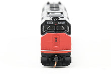 Load image into Gallery viewer, N Kato 176-9202 Amtrak EMD SDP40F Type I Body Phase I Paint No. 505
