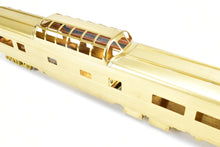 Load image into Gallery viewer, HO Brass Oriental Limited GN - Great Northern Empire Builder Dome Coach 1320
