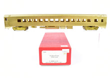 Load image into Gallery viewer, HO Brass Soho NP - Northern Pacific Coach #586
