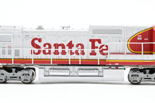 Load image into Gallery viewer, N Atlas 51910 ATSF - Santa Fe GE Dash8-40CW No. 816
