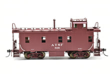 Load image into Gallery viewer, HO Brass DVP - Division Point AT&amp;SF - Santa Fe Peaked Roof Caboose With Antenna FP #506
