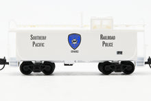Load image into Gallery viewer, N Micro-Trains Line SP - Southern Pacific Police Caboose 2-Pack
