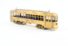 Load image into Gallery viewer, HO Brass Model Tramway System New Orleans Public Service 800 Series Car
