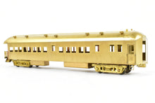 Load image into Gallery viewer, HO Brass Soho SP - Southern Pacific/T&amp;NO - Texas &amp; New Orleans 67&#39; Observation and Business Car
