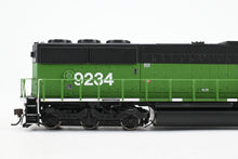 Load image into Gallery viewer, HO Athearn Genesis BN - Burlington Northern EMD SD60M "Tri-Clops" FP No.9234 w/Tsunami2 DCC &amp; Sound
