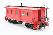 Load image into Gallery viewer, O Brass DVP - Division Point CStPM&amp;O - Chicago, St Paul, Minneapolis &amp; Omaha Railway Bay Window Caboose Factory Painted No. 6130
