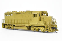 Load image into Gallery viewer, HO Brass OMI - Overland Models Inc. Various Roads EMD GP35 w/ Dynamic Brakes and High Headlight
