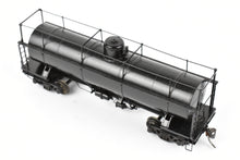 Load image into Gallery viewer, HO Brass NWSL - Northwest Short Line Various Roads 10,000 Gallon Logging Tank Car CP No Lettering
