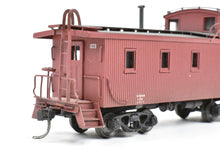 Load image into Gallery viewer, HO Brass Hallmark Models MOPAC Missouri Pacific Standard Wood Sheathed Caboose Painted
