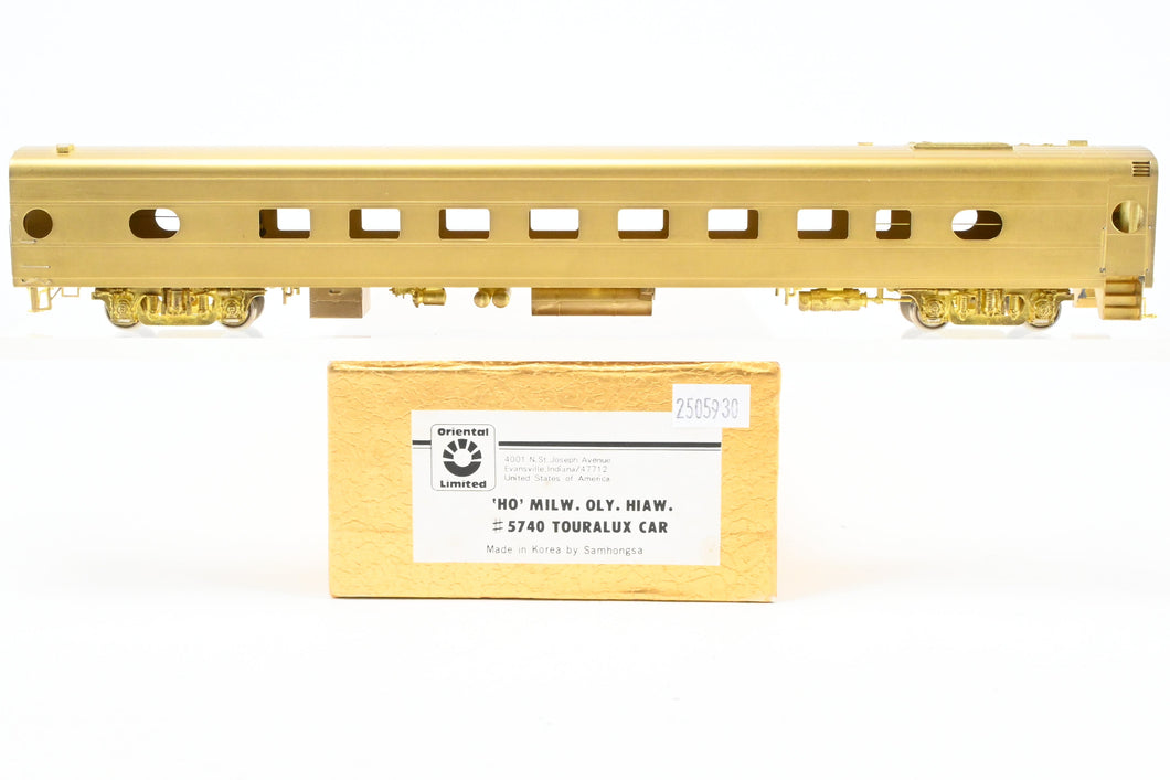 HO Brass Oriental Limited MILW - Milwaukee Road Olympian Hiawatha #5740 Touralux Car