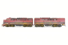 Load image into Gallery viewer, HO Brass Hallmark Models LV - Lehigh Valley EMD FT A/B Set CP w/Heavy Weathering

